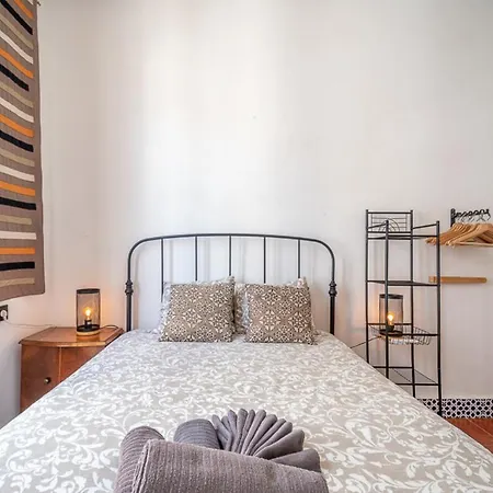 Beautiful Flat Near Plaza Merced Apartment Malaga