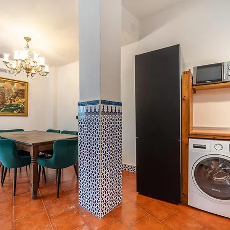 Beautiful Flat Near Plaza Merced Malaga