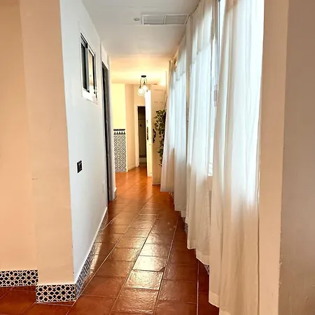 Beautiful Flat Near Plaza Merced Apartment Malaga